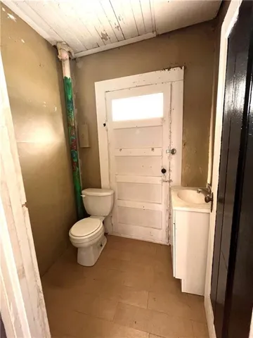 1170