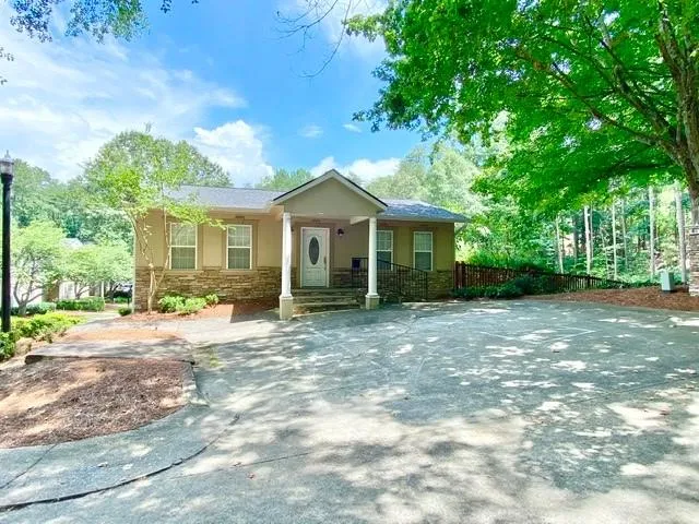 902 Masons Creek Circle, Atlanta, Georgia 30350, 3 Bedrooms Bedrooms, ,2 BathroomsBathrooms,Residential,Sold,902 Masons Creek Circle,6760086