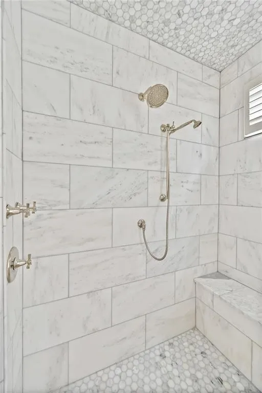 5825 Powers Ferry Road, Atlanta, Georgia 30327, 7 Bedrooms Bedrooms, ,5 BathroomsBathrooms,Residential,Sold,5825 Powers Ferry Road,6903530