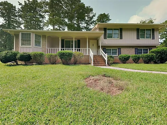 551 Village Green Court, Lilburn, Georgia 30047