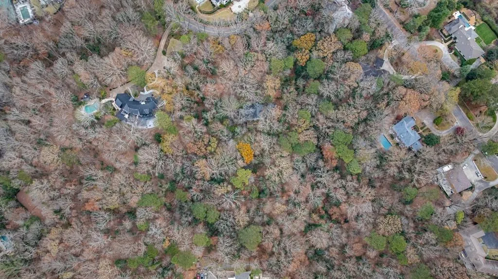 3990 Randall Mill Road Nw, Atlanta, Georgia 30327, 4 Bedrooms Bedrooms, 0 ,3 BathroomsBathrooms,Residential,For Sale,3990 Randall Mill Road Nw,7720712