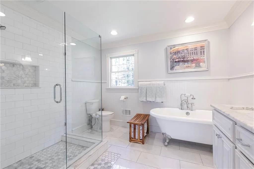 7670 Ryefield Drive, Sandy Springs, Georgia 30350, 5 Bedrooms Bedrooms, ,3 BathroomsBathrooms,Residential,Sold,7670 Ryefield Drive,6827430