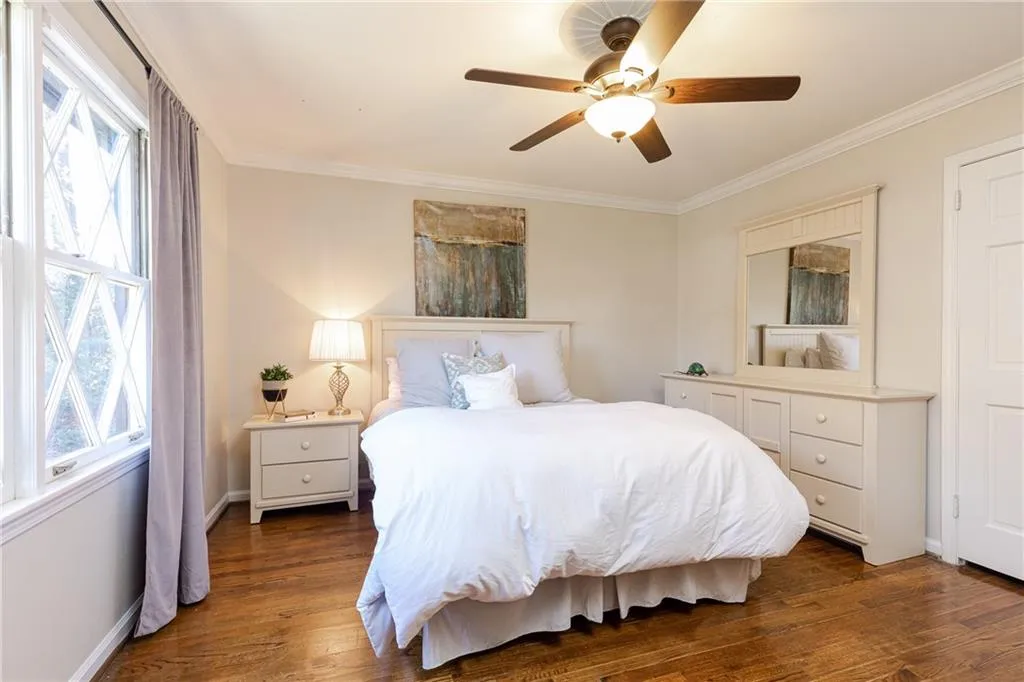 7670 Ryefield Drive, Sandy Springs, Georgia 30350, 5 Bedrooms Bedrooms, ,3 BathroomsBathrooms,Residential,Sold,7670 Ryefield Drive,6827430