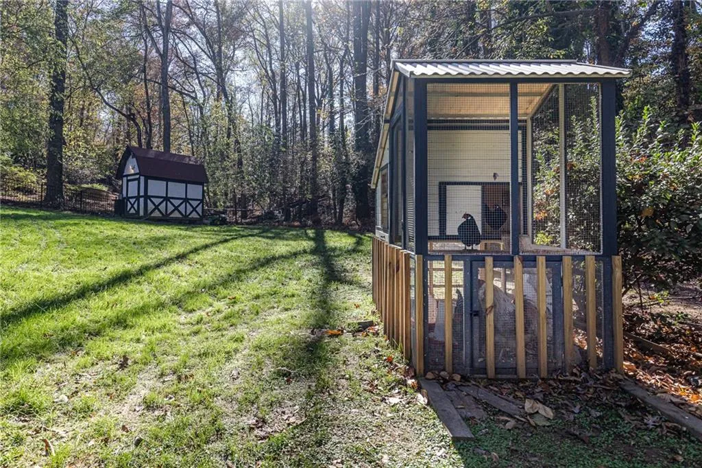 7670 Ryefield Drive, Sandy Springs, Georgia 30350, 5 Bedrooms Bedrooms, ,3 BathroomsBathrooms,Residential,Sold,7670 Ryefield Drive,6827430