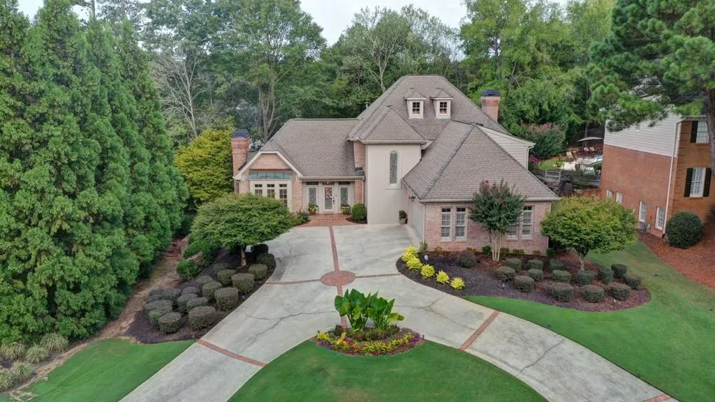 7490 Brandonshire Road, Sandy Springs, Georgia 30350, 5 Bedrooms Bedrooms, ,3 BathroomsBathrooms,Residential,Sold,7490 Brandonshire Road,6639995