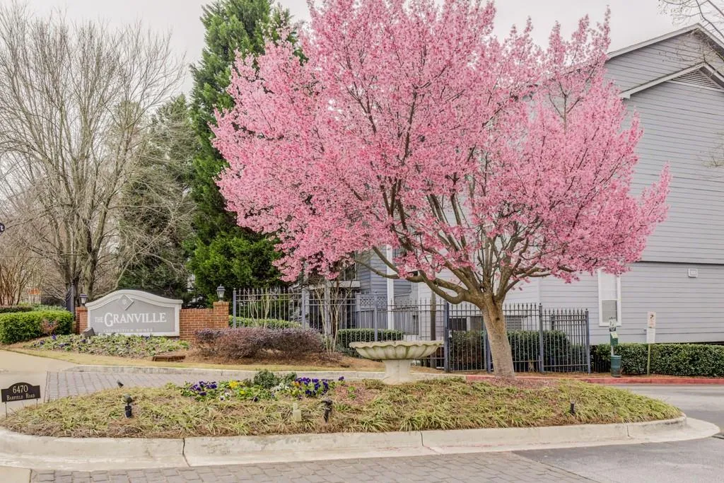 539 Granville Court, Sandy Springs, Georgia 30328, 1 Bedroom Bedrooms, ,1 BathroomBathrooms,Residential,Sold,539 Granville Court,6506817