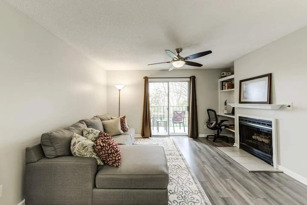 539 Granville Court, Sandy Springs, Georgia 30328, 1 Bedroom Bedrooms, ,1 BathroomBathrooms,Residential,Sold,539 Granville Court,6506817