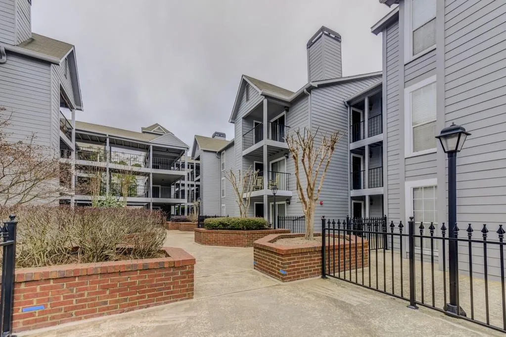 539 Granville Court, Sandy Springs, Georgia 30328, 1 Bedroom Bedrooms, ,1 BathroomBathrooms,Residential,Sold,539 Granville Court,6506817