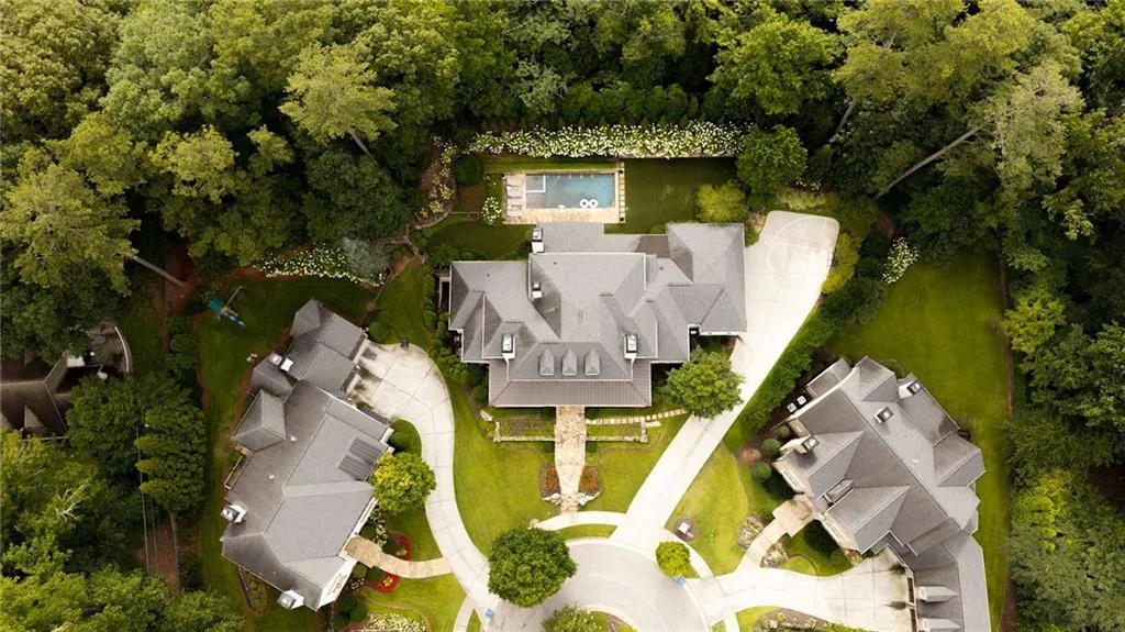 515 Ivy Preserve Ne, Atlanta, Georgia 30342, 6 Bedrooms Bedrooms, 0 ,6 BathroomsBathrooms,Residential,For Sale,515 Ivy Preserve Ne,7804214