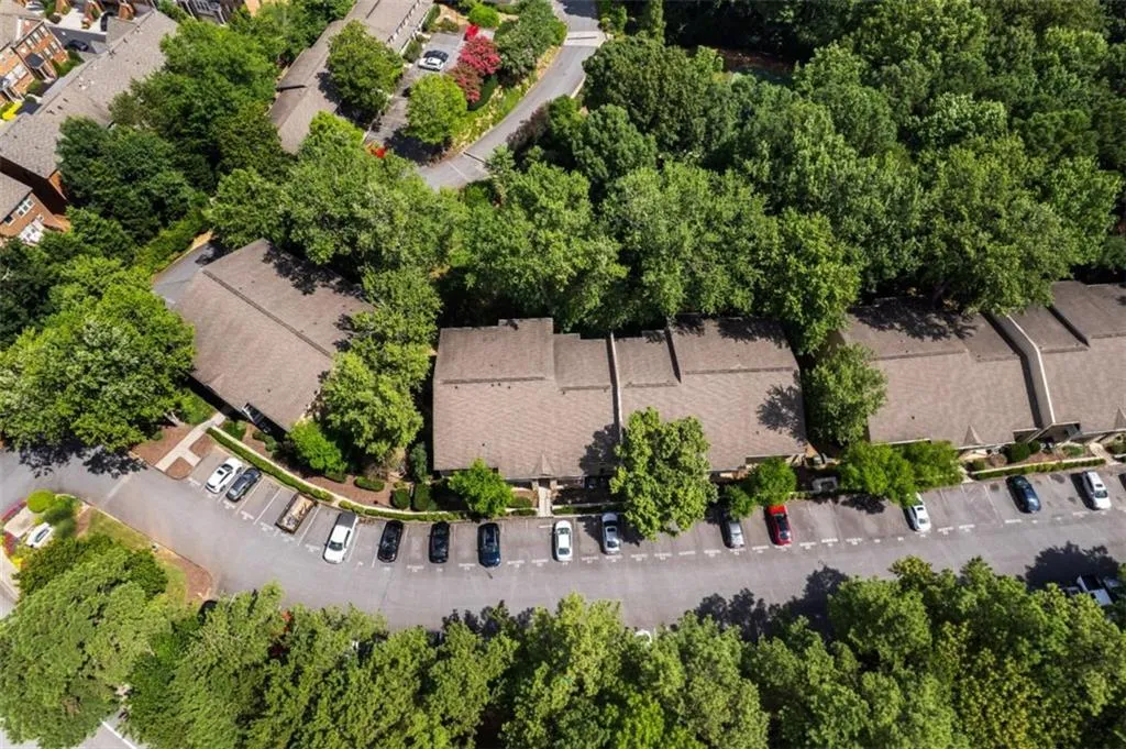 2955 Seven Pines Unit 202 Court, Atlanta, Georgia 30339, 1 Bedroom Bedrooms, ,1 BathroomBathrooms,Residential,For Sale,2955 Seven Pines Unit 202 Court,7618510