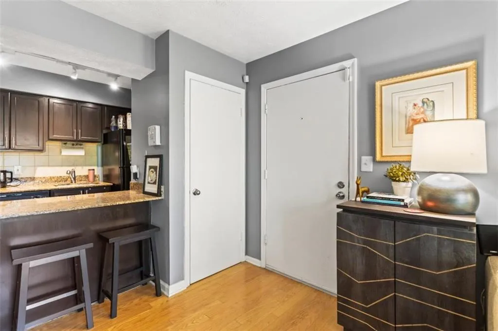 2955 Seven Pines Unit 202 Court, Atlanta, Georgia 30339, 1 Bedroom Bedrooms, ,1 BathroomBathrooms,Residential,For Sale,2955 Seven Pines Unit 202 Court,7618510
