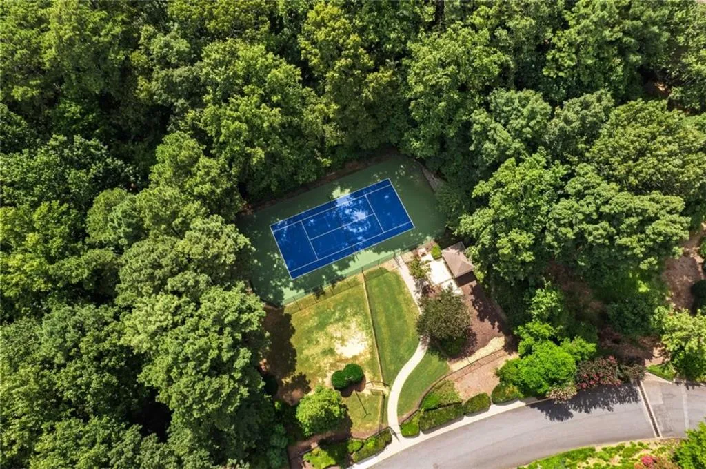 2955 Seven Pines Unit 202 Court, Atlanta, Georgia 30339, 1 Bedroom Bedrooms, ,1 BathroomBathrooms,Residential,For Sale,2955 Seven Pines Unit 202 Court,7618510