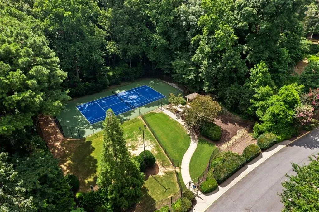 2955 Seven Pines Unit 202 Court, Atlanta, Georgia 30339, 1 Bedroom Bedrooms, ,1 BathroomBathrooms,Residential,For Sale,2955 Seven Pines Unit 202 Court,7618510