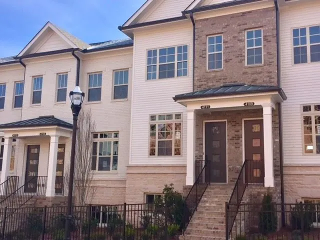 4747 Roswell Road, Atlanta, Georgia 30342, 2 Bedrooms Bedrooms, ,2 BathroomsBathrooms,Residential,Sold,4747 Roswell Road,5859025