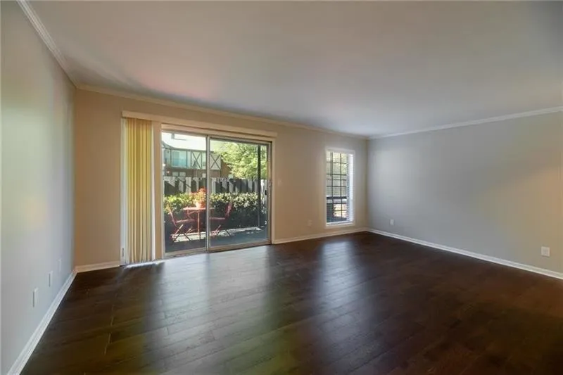 Georgia 30328, ,2 BathroomsBathrooms,Residential,Sold,6631150