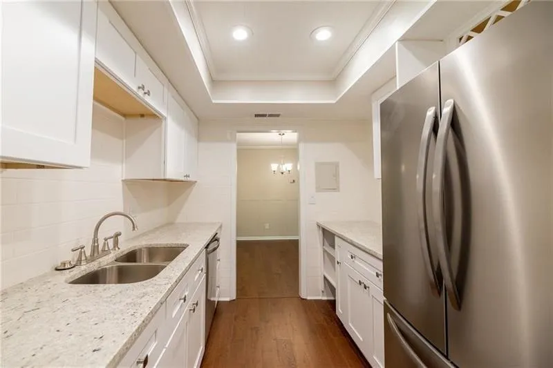 Georgia 30328, ,2 BathroomsBathrooms,Residential,Sold,6631150