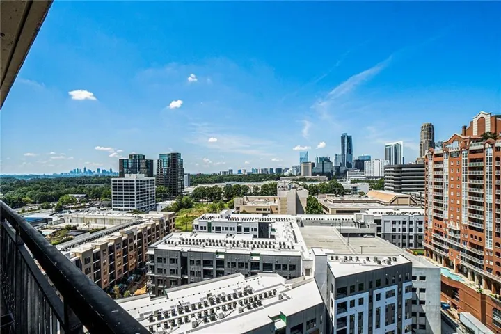 3481 Lakeside Drive Ne Unit 2107, Atlanta, Georgia 30326