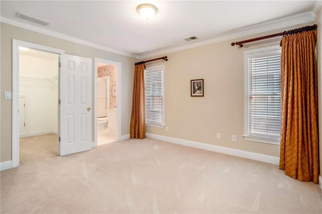 6245 Glen Oaks Lane, Sandy Springs, Georgia 30328, 4 Bedrooms Bedrooms, ,3 BathroomsBathrooms,Residential,Sold,6245 Glen Oaks Lane,7118886