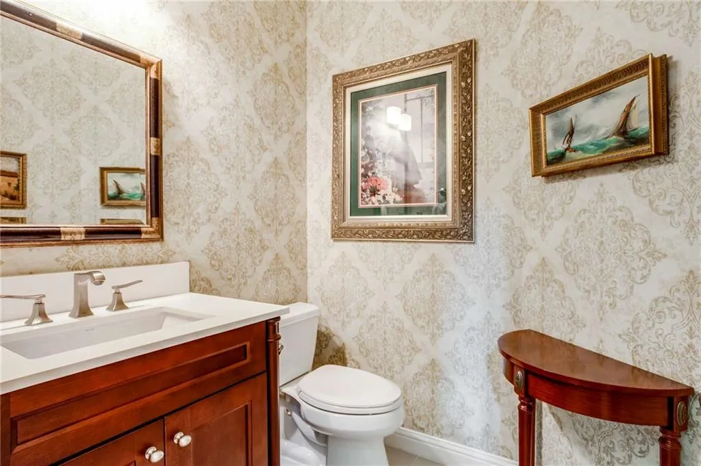 6245 Glen Oaks Lane, Sandy Springs, Georgia 30328, 4 Bedrooms Bedrooms, ,3 BathroomsBathrooms,Residential,Sold,6245 Glen Oaks Lane,7118886