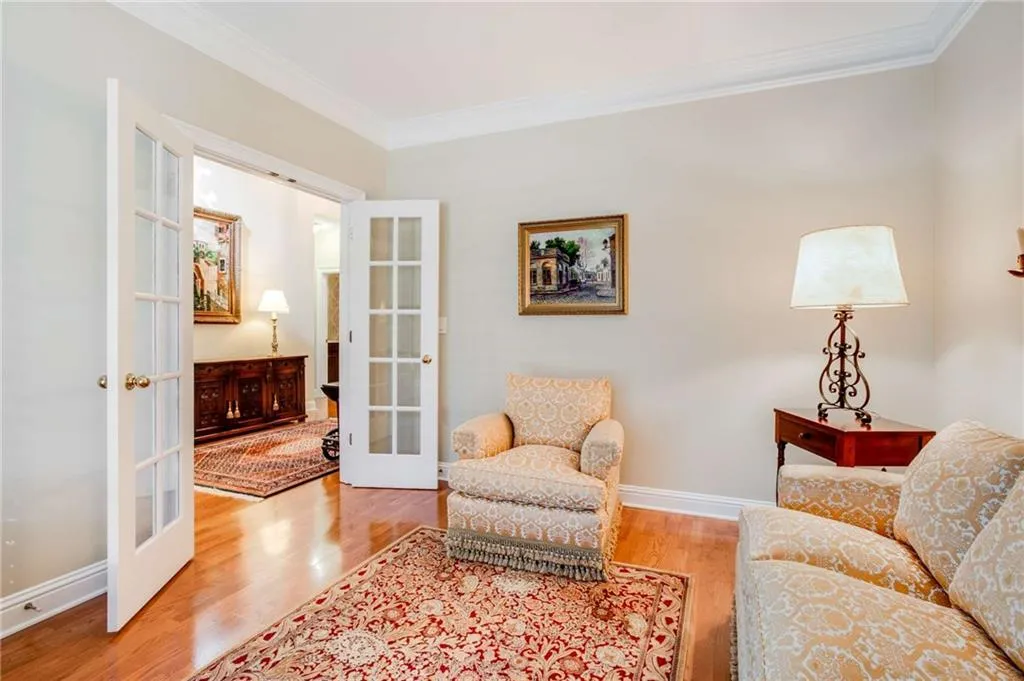 6245 Glen Oaks Lane, Sandy Springs, Georgia 30328, 4 Bedrooms Bedrooms, ,3 BathroomsBathrooms,Residential,Sold,6245 Glen Oaks Lane,7118886