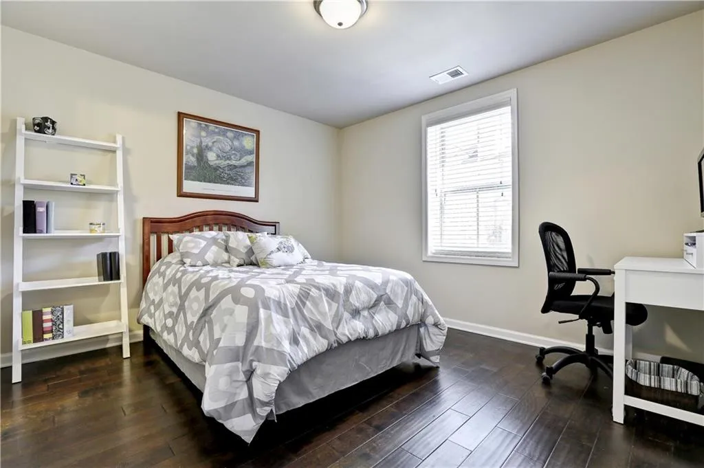 7528 Highlands Point, Sandy Springs, Georgia 30328, 3 Bedrooms Bedrooms, ,3 BathroomsBathrooms,Residential,Sold,7528 Highlands Point,5778532