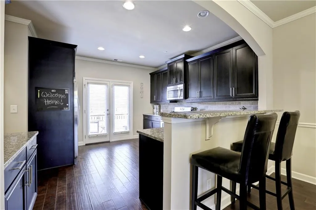7528 Highlands Point, Sandy Springs, Georgia 30328, 3 Bedrooms Bedrooms, ,3 BathroomsBathrooms,Residential,Sold,7528 Highlands Point,5778532