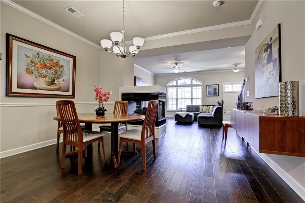 7528 Highlands Point, Sandy Springs, Georgia 30328, 3 Bedrooms Bedrooms, ,3 BathroomsBathrooms,Residential,Sold,7528 Highlands Point,5778532