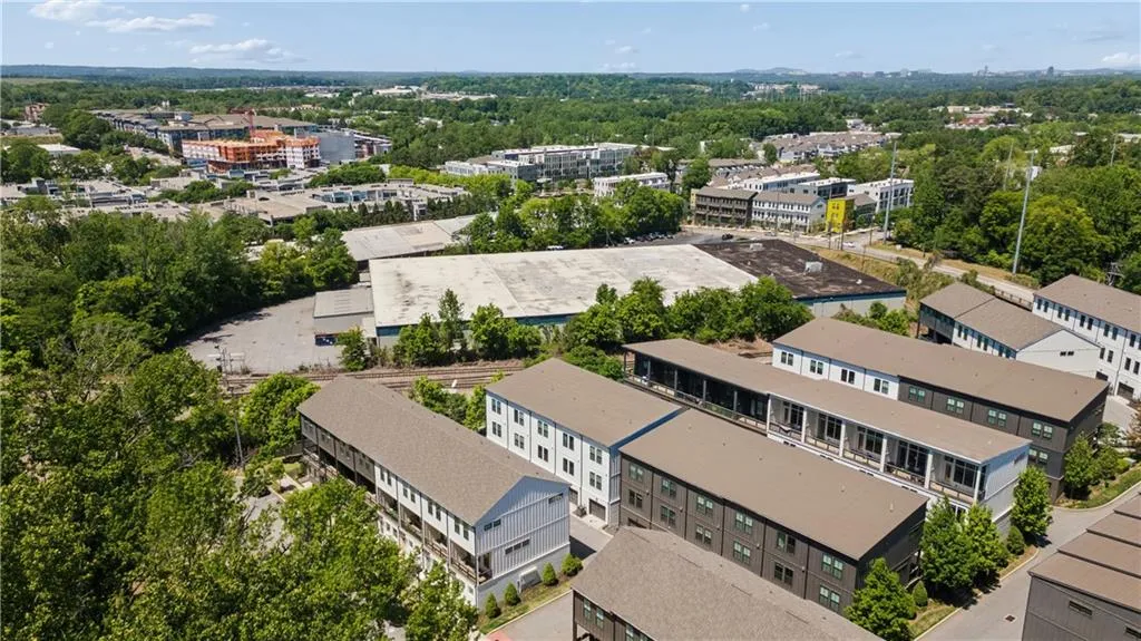 Modern townhome community featuring contemporary architectural design