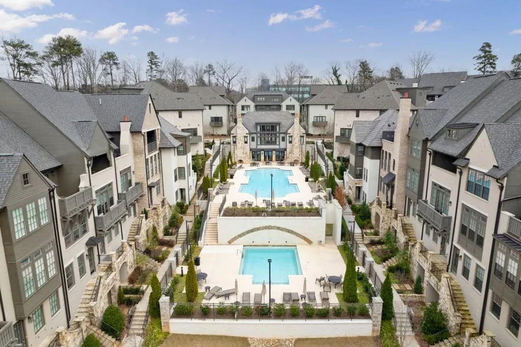 6613 Cadence Boulevard, Sandy Springs, Georgia 30328, 3 Bedrooms Bedrooms, ,3 BathroomsBathrooms,Residential,Sold,6613 Cadence Boulevard,7023383