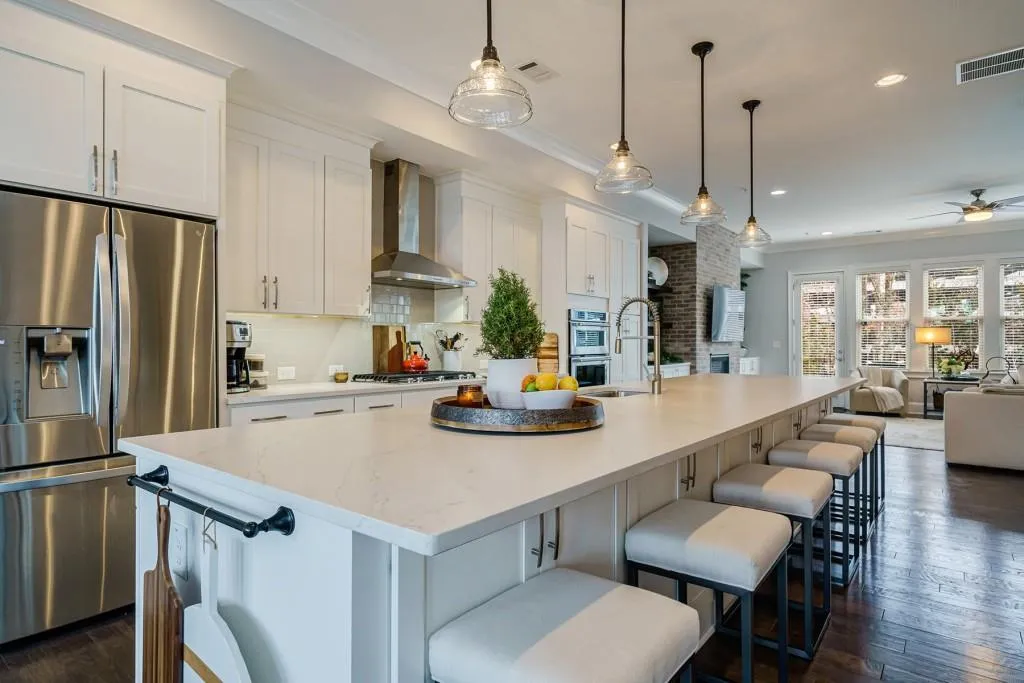 6613 Cadence Boulevard, Sandy Springs, Georgia 30328, 3 Bedrooms Bedrooms, ,3 BathroomsBathrooms,Residential,Sold,6613 Cadence Boulevard,7023383