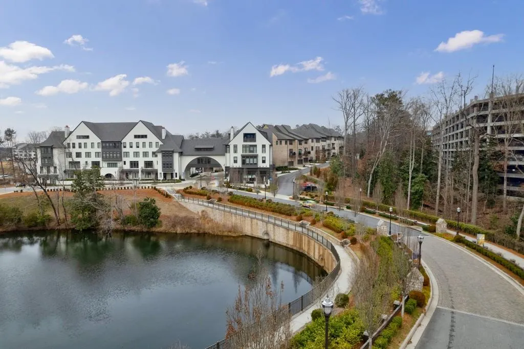 6613 Cadence Boulevard, Sandy Springs, Georgia 30328, 3 Bedrooms Bedrooms, ,3 BathroomsBathrooms,Residential,Sold,6613 Cadence Boulevard,7023383