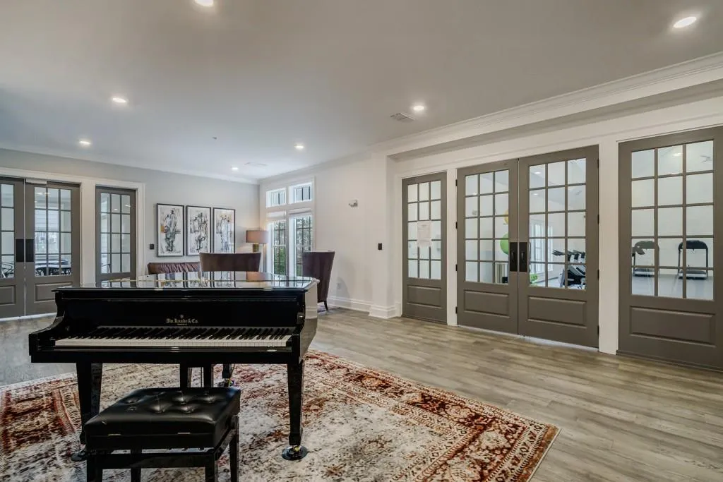 6613 Cadence Boulevard, Sandy Springs, Georgia 30328, 3 Bedrooms Bedrooms, ,3 BathroomsBathrooms,Residential,Sold,6613 Cadence Boulevard,7023383