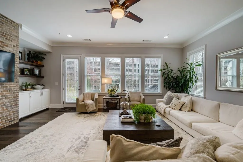 6613 Cadence Boulevard, Sandy Springs, Georgia 30328, 3 Bedrooms Bedrooms, ,3 BathroomsBathrooms,Residential,Sold,6613 Cadence Boulevard,7023383