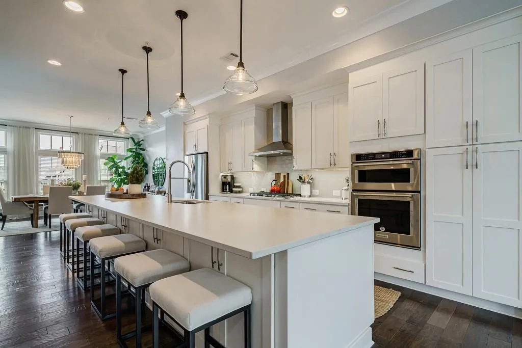 6613 Cadence Boulevard, Sandy Springs, Georgia 30328, 3 Bedrooms Bedrooms, ,3 BathroomsBathrooms,Residential,Sold,6613 Cadence Boulevard,7023383