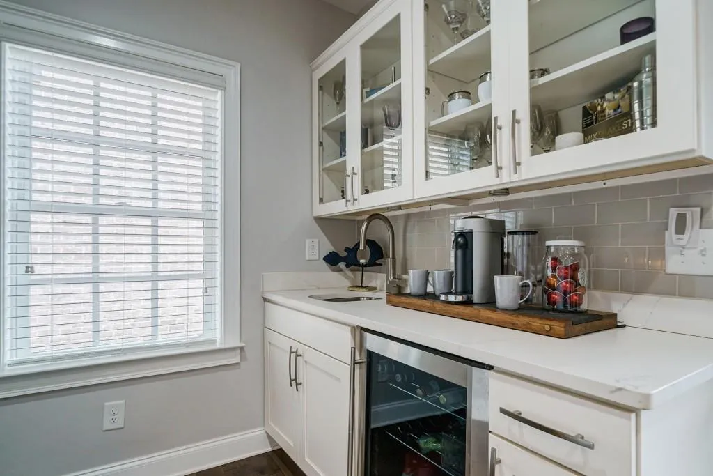 6613 Cadence Boulevard, Sandy Springs, Georgia 30328, 3 Bedrooms Bedrooms, ,3 BathroomsBathrooms,Residential,Sold,6613 Cadence Boulevard,7023383