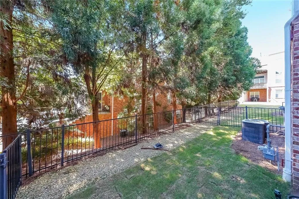 3056 Woodwalk Drive Se Unit 13, Atlanta, Georgia 30339, 4 Bedrooms Bedrooms, ,3 BathroomsBathrooms,Residential,For Sale,3056 Woodwalk Drive Se Unit 13,7665054