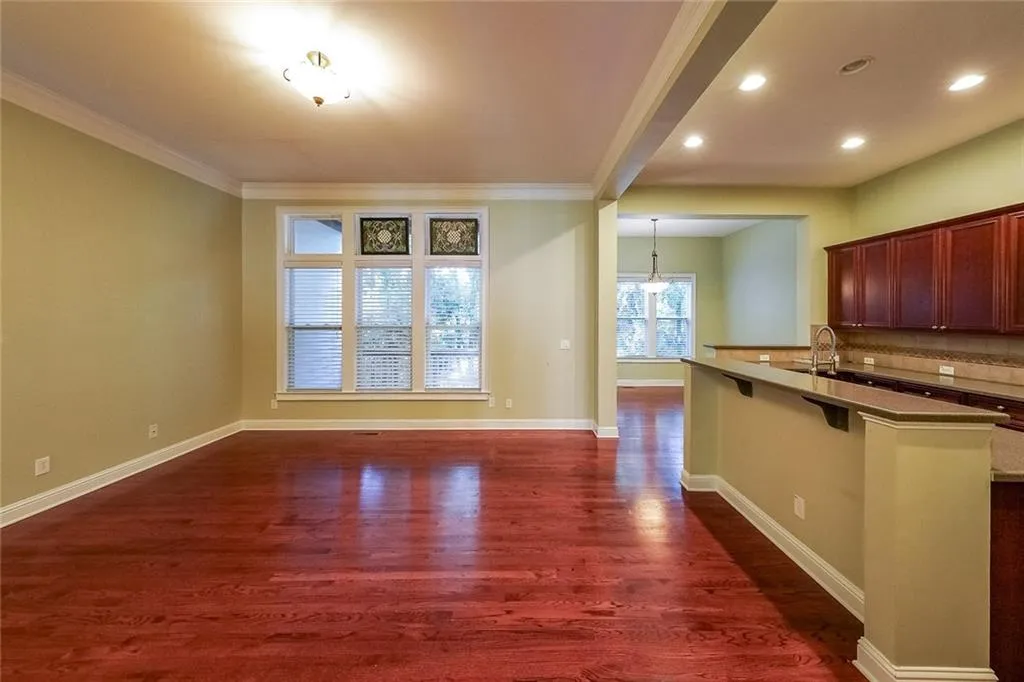 3056 Woodwalk Drive Se Unit 13, Atlanta, Georgia 30339, 4 Bedrooms Bedrooms, ,3 BathroomsBathrooms,Residential,For Sale,3056 Woodwalk Drive Se Unit 13,7665054