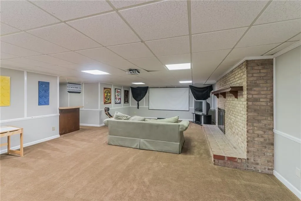 5785 Northside Drive, Atlanta, Georgia 30328, 6 Bedrooms Bedrooms, ,5 BathroomsBathrooms,Residential,Sold,5785 Northside Drive,6780078