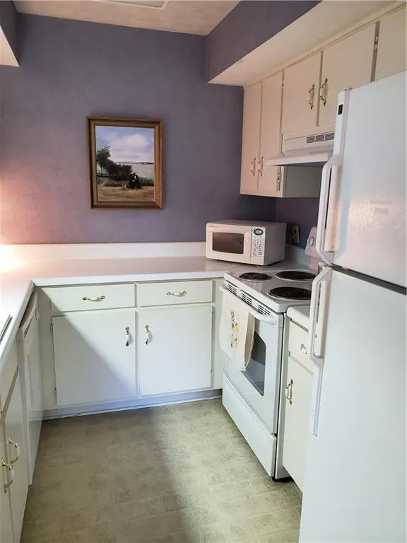 475 Mount Vernon Highway Ne Unit B112, Sandy Springs, Georgia 30328, 1 Bedroom Bedrooms, ,1 BathroomBathrooms,Residential,Sold,475 Mount Vernon Highway Ne Unit B112,6610445