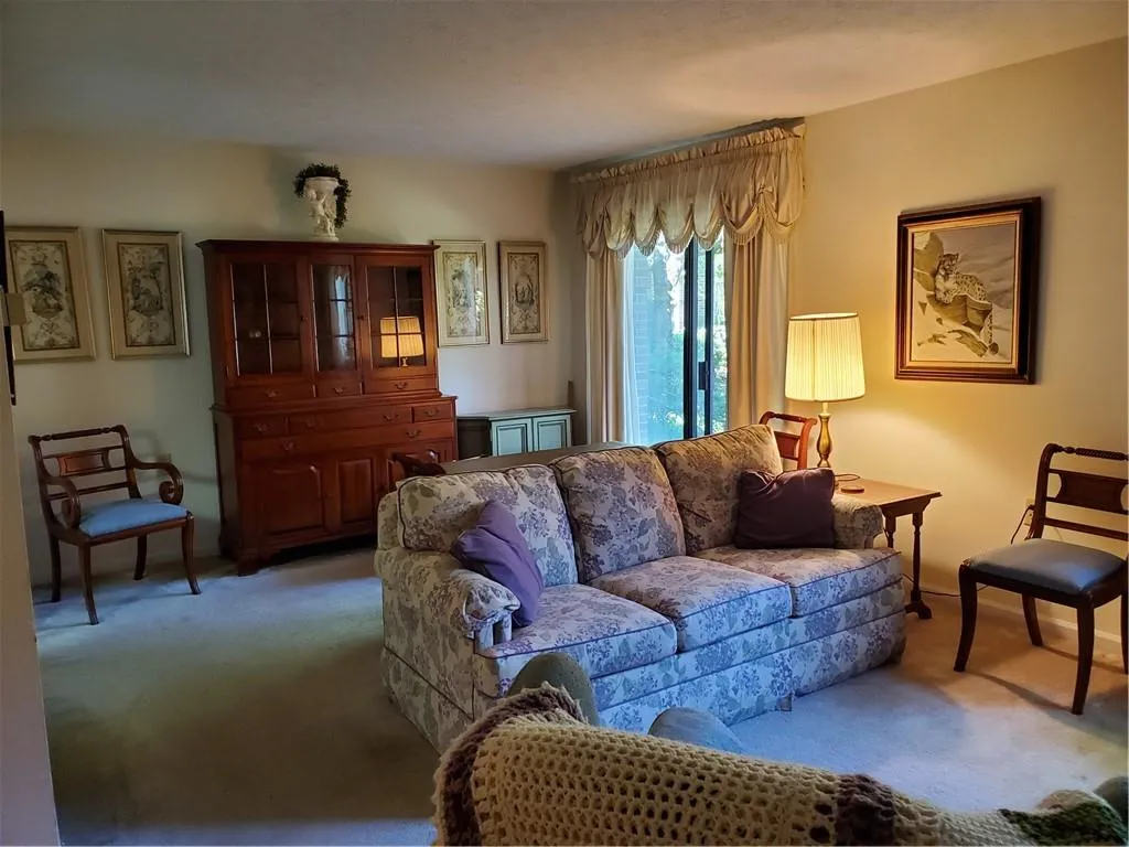 475 Mount Vernon Highway Ne Unit B112, Sandy Springs, Georgia 30328, 1 Bedroom Bedrooms, ,1 BathroomBathrooms,Residential,Sold,475 Mount Vernon Highway Ne Unit B112,6610445