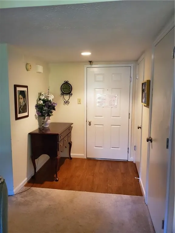 475 Mount Vernon Highway Ne Unit B112, Sandy Springs, Georgia 30328, 1 Bedroom Bedrooms, ,1 BathroomBathrooms,Residential,Sold,475 Mount Vernon Highway Ne Unit B112,6610445