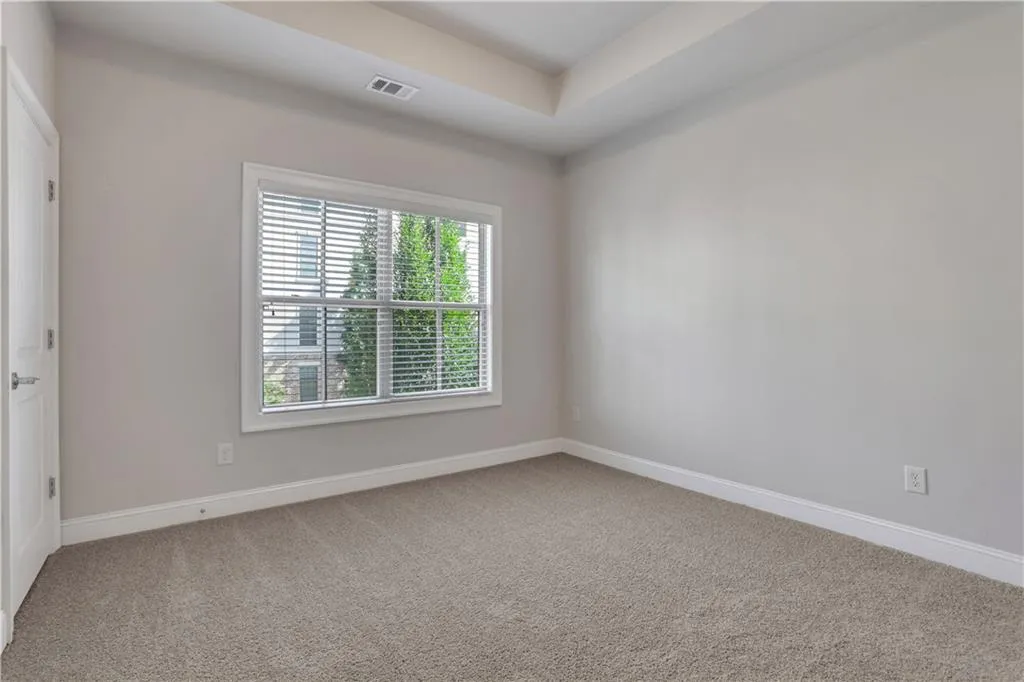 4103 Township Parkway, Atlanta, Georgia 30342, 2 Bedrooms Bedrooms, ,2 BathroomsBathrooms,Residential,For Sale,4103 Township Parkway,7729566
