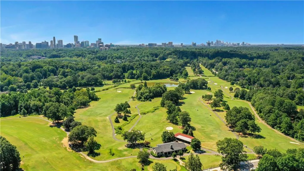 4103 Township Parkway, Atlanta, Georgia 30342, 2 Bedrooms Bedrooms, ,2 BathroomsBathrooms,Residential,For Sale,4103 Township Parkway,7729566