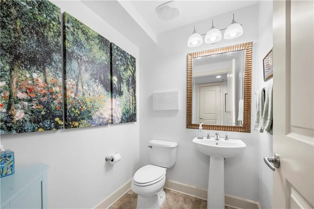 200 River Vista Drive Unit 120, Atlanta, Georgia 30339, 2 Bedrooms Bedrooms, ,2 BathroomsBathrooms,Residential,For Sale,200 River Vista Drive Unit 120,7581323