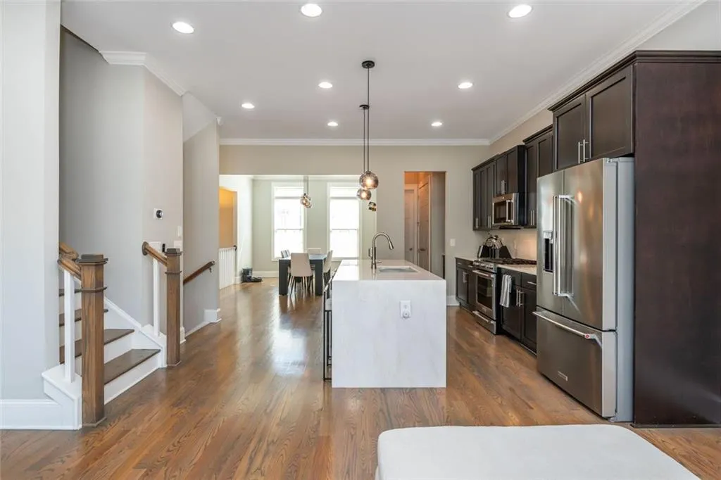 2138 Shale Lane Nw Unit 260, Atlanta, Georgia 30318, 3 Bedrooms Bedrooms, ,3 BathroomsBathrooms,Residential,For Sale,2138 Shale Lane Nw Unit 260,7665434