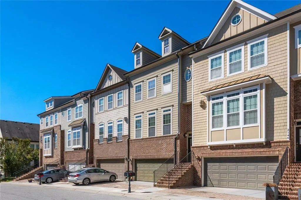 2138 Shale Lane Nw Unit 260, Atlanta, Georgia 30318, 3 Bedrooms Bedrooms, ,3 BathroomsBathrooms,Residential,For Sale,2138 Shale Lane Nw Unit 260,7665434