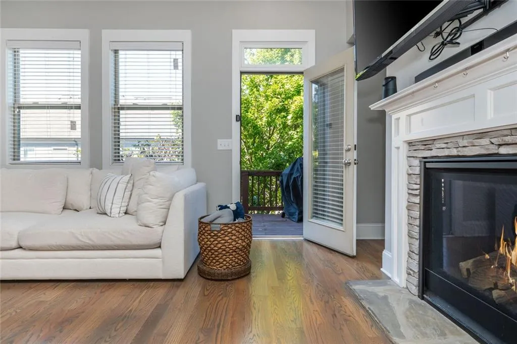 2138 Shale Lane Nw Unit 260, Atlanta, Georgia 30318, 3 Bedrooms Bedrooms, ,3 BathroomsBathrooms,Residential,For Sale,2138 Shale Lane Nw Unit 260,7665434