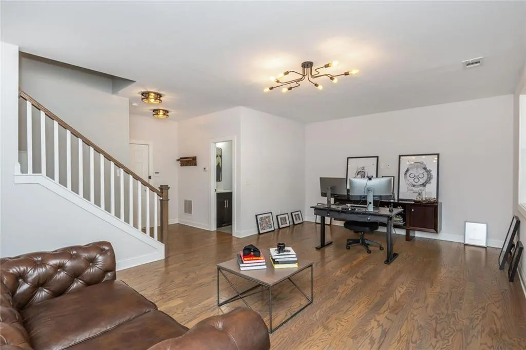 2138 Shale Lane Nw Unit 260, Atlanta, Georgia 30318, 3 Bedrooms Bedrooms, ,3 BathroomsBathrooms,Residential,For Sale,2138 Shale Lane Nw Unit 260,7665434