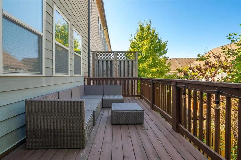 2138 Shale Lane Nw Unit 260, Atlanta, Georgia 30318, 3 Bedrooms Bedrooms, ,3 BathroomsBathrooms,Residential,For Sale,2138 Shale Lane Nw Unit 260,7665434