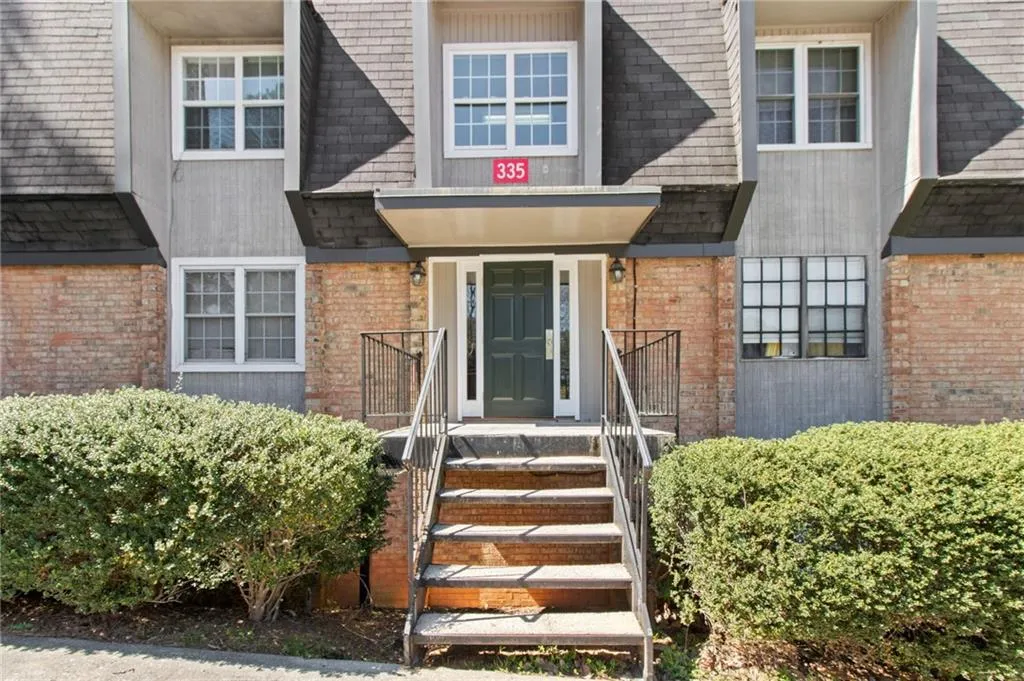 335 Winding River Drive Unit F, Atlanta, Georgia 30350, 2 Bedrooms Bedrooms, ,2 BathroomsBathrooms,Residential,Sold,335 Winding River Drive Unit F,7178813